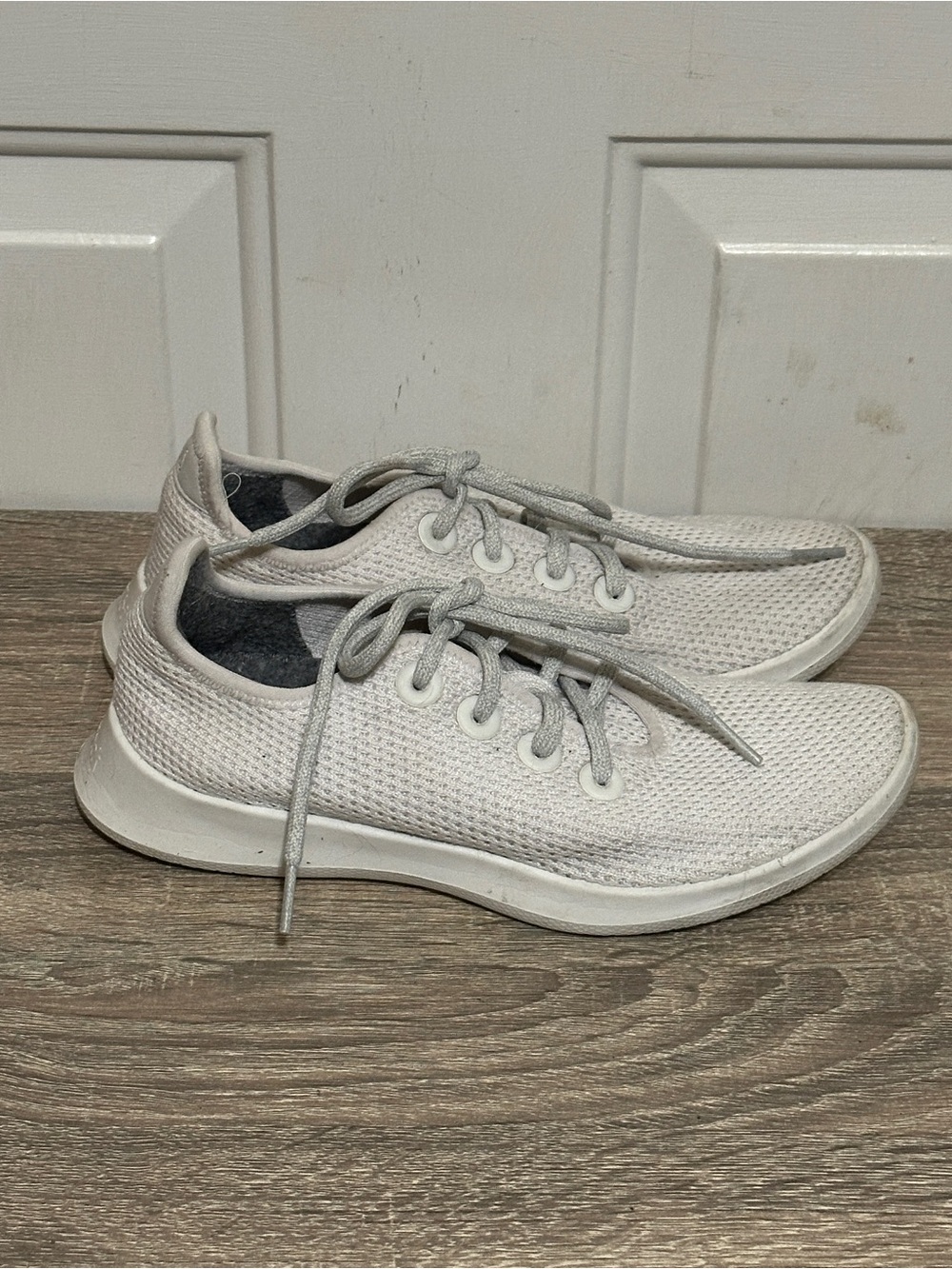 Allbirds Tree Runners women’s white knit sneakers size 7 TR/W7